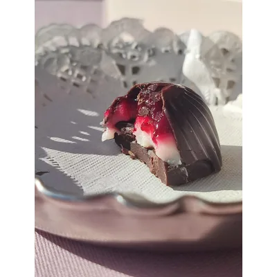Praline Sa Višnjama 165 g