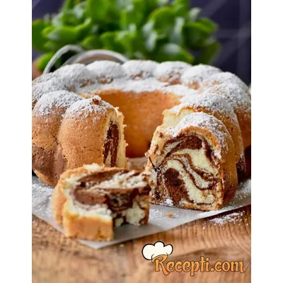Kuglof Kolac U Kutiji 1 kg
