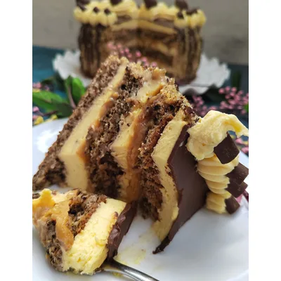 Desert Parkur Mini Sa Karamel Kremom, Pečenim Kikirikijem Preliven, Kakao Prelivom 500 g