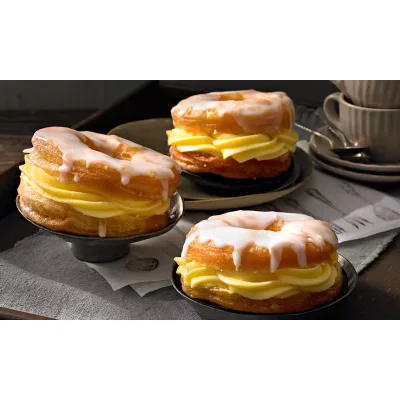 Donut Punjen Kremom Od Pistaća 73 g