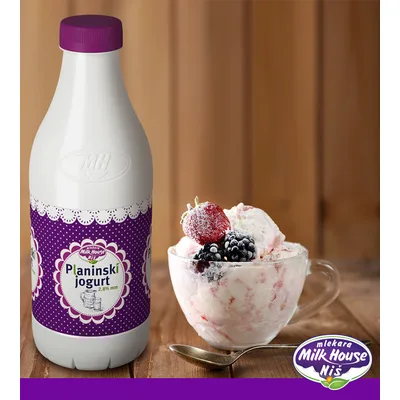Jogurt 2.8% Planin.Pet Milk House 1,5 kg