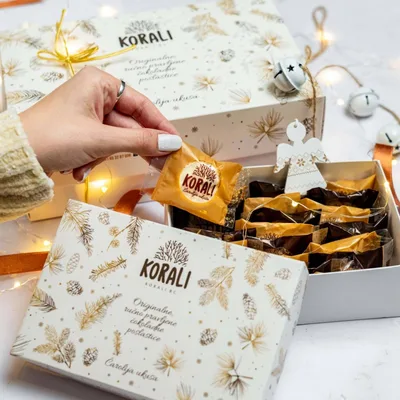 Bombonjera Crna Korali 180 g