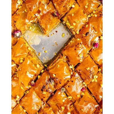 Suva Baklava Sa Pistacima Prelivena Mlecnom Cokoladom Miskets 80 g